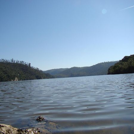 Finca Dehesa Tres Riveros Herrera de Alcántara Eksteriør bilde