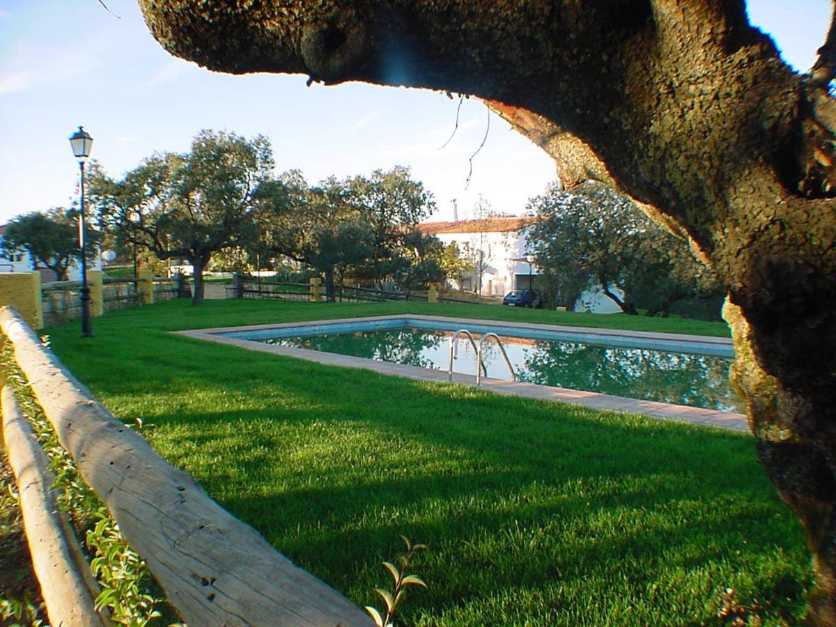 Finca Dehesa Tres Riveros Herrera de Alcántara Eksteriør bilde